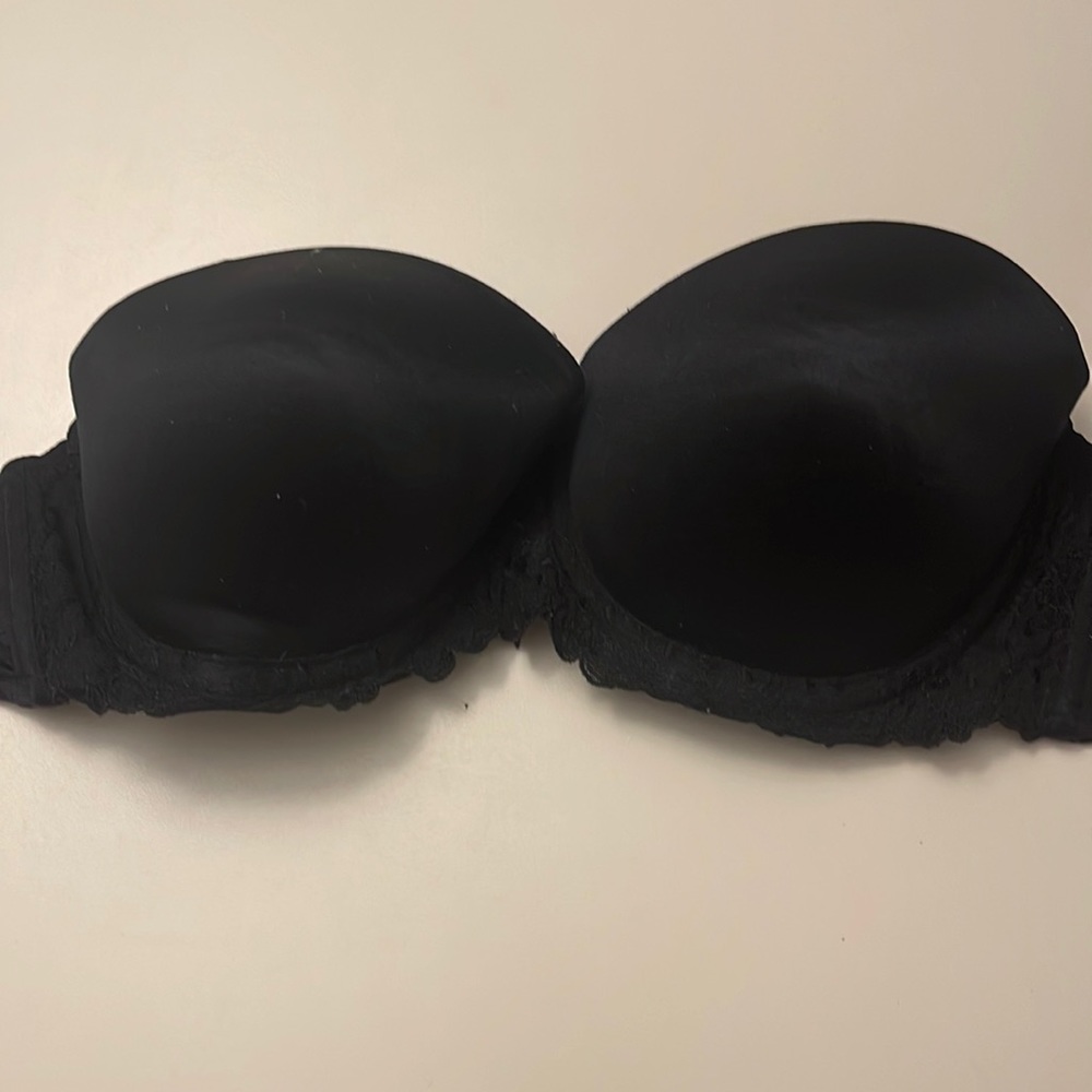 Black Strapless Wonderbra 38C